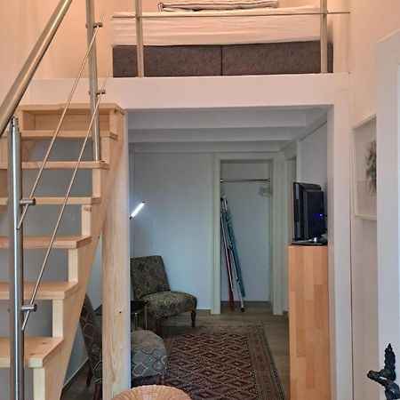 Apartmán Ruhige Art-Garconniere Mit Balkon Vídeň Exteriér fotografie